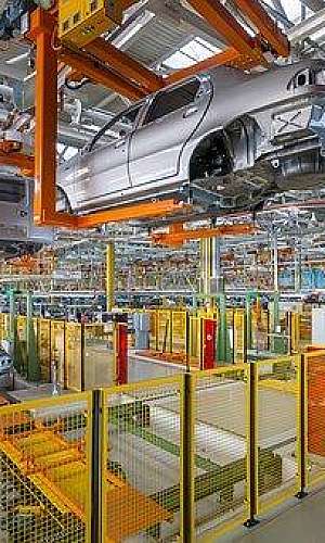 Sistema de movimentação de cargas Sistema de movimentação de cargas